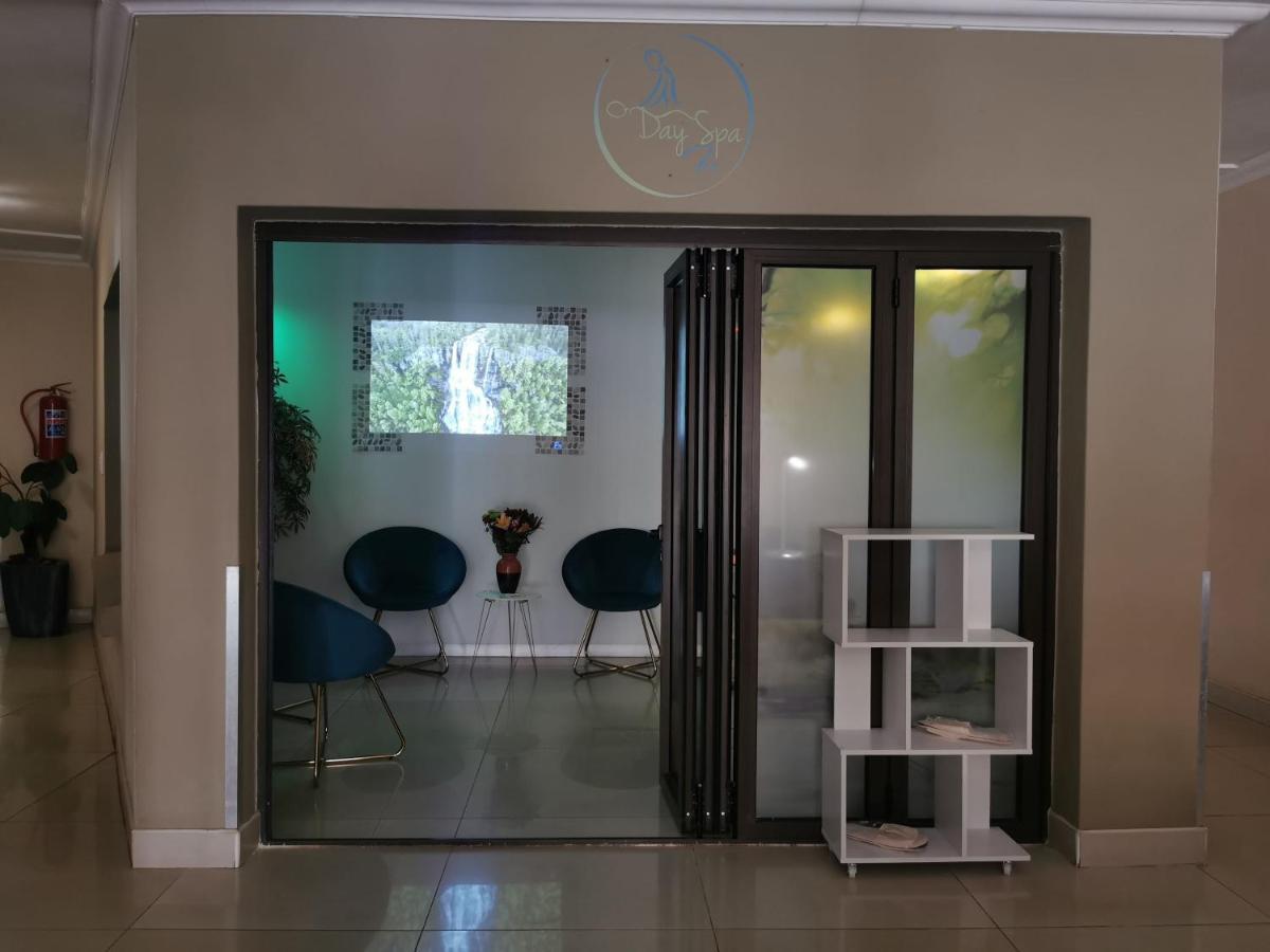Palm Valley Inn And Day Spa Hartbeespoort Kültér fotó