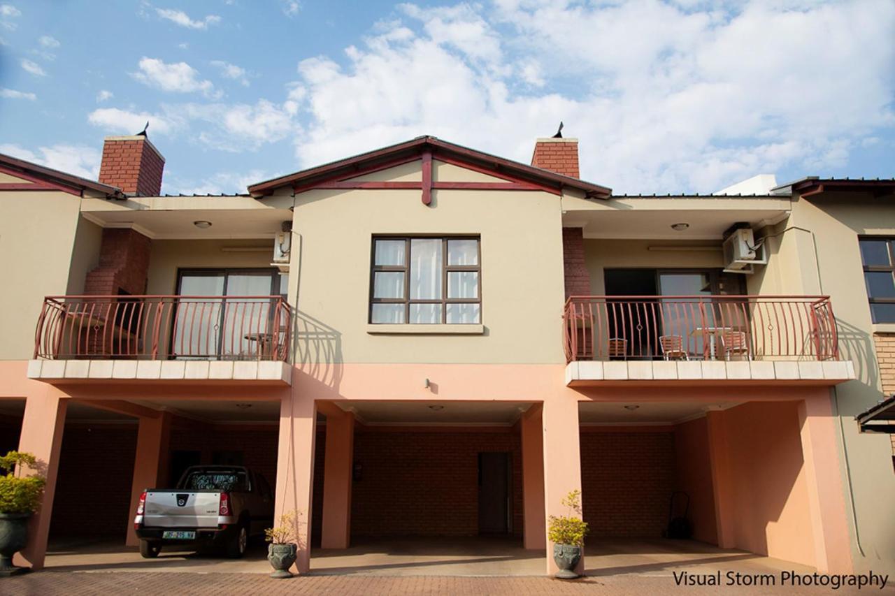 Palm Valley Inn And Day Spa Hartbeespoort Kültér fotó