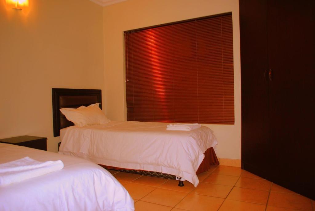 Palm Valley Inn And Day Spa Hartbeespoort Kültér fotó