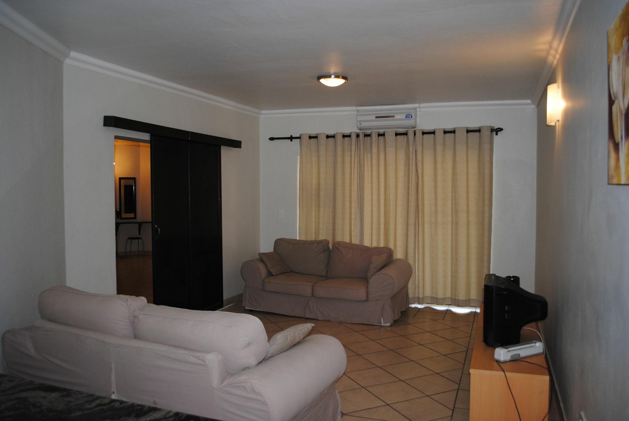Palm Valley Inn And Day Spa Hartbeespoort Kültér fotó